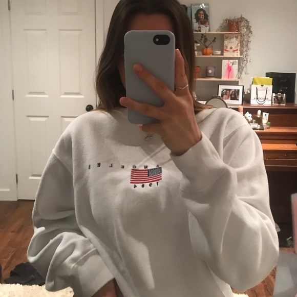 Brandy Melville cewneck - Picture 1 of 3